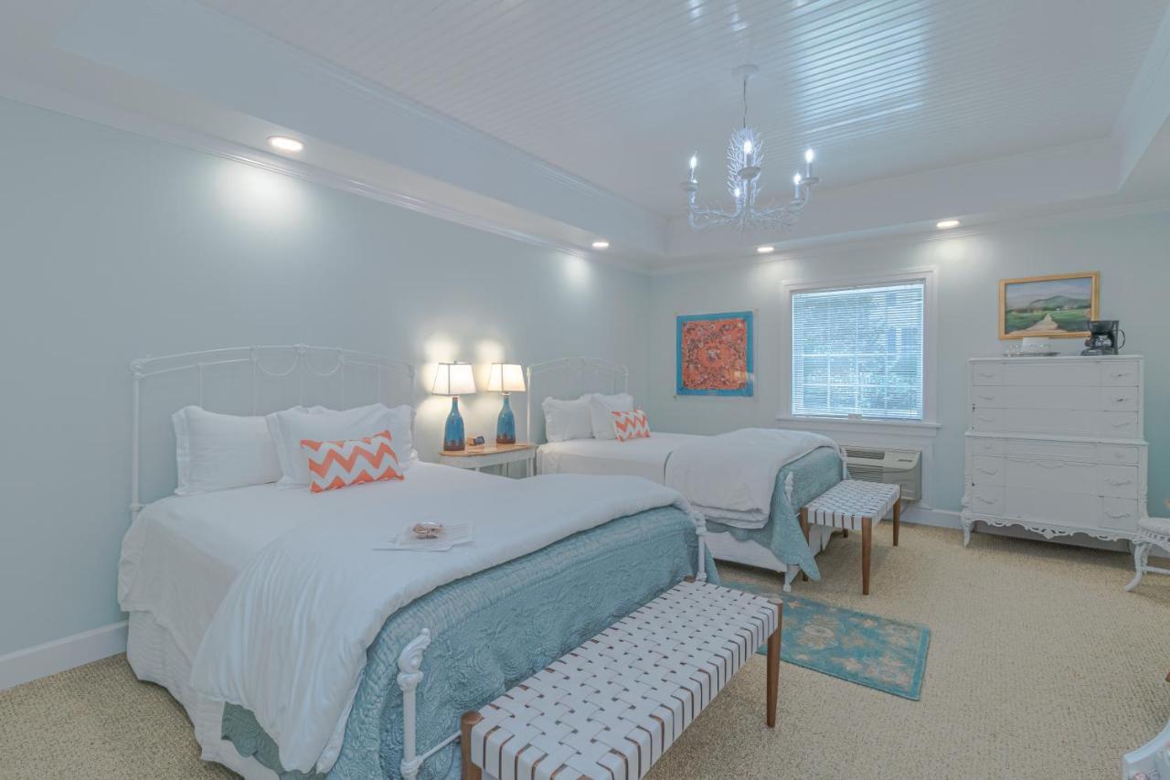 The Chesapeake Inn Urbanna Εξωτερικό φωτογραφία